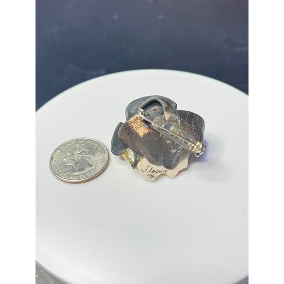 Vintage Artisan Flossie 1992 Art Deco Style Woman's Face Brooch Pin - Picture 7 of 8